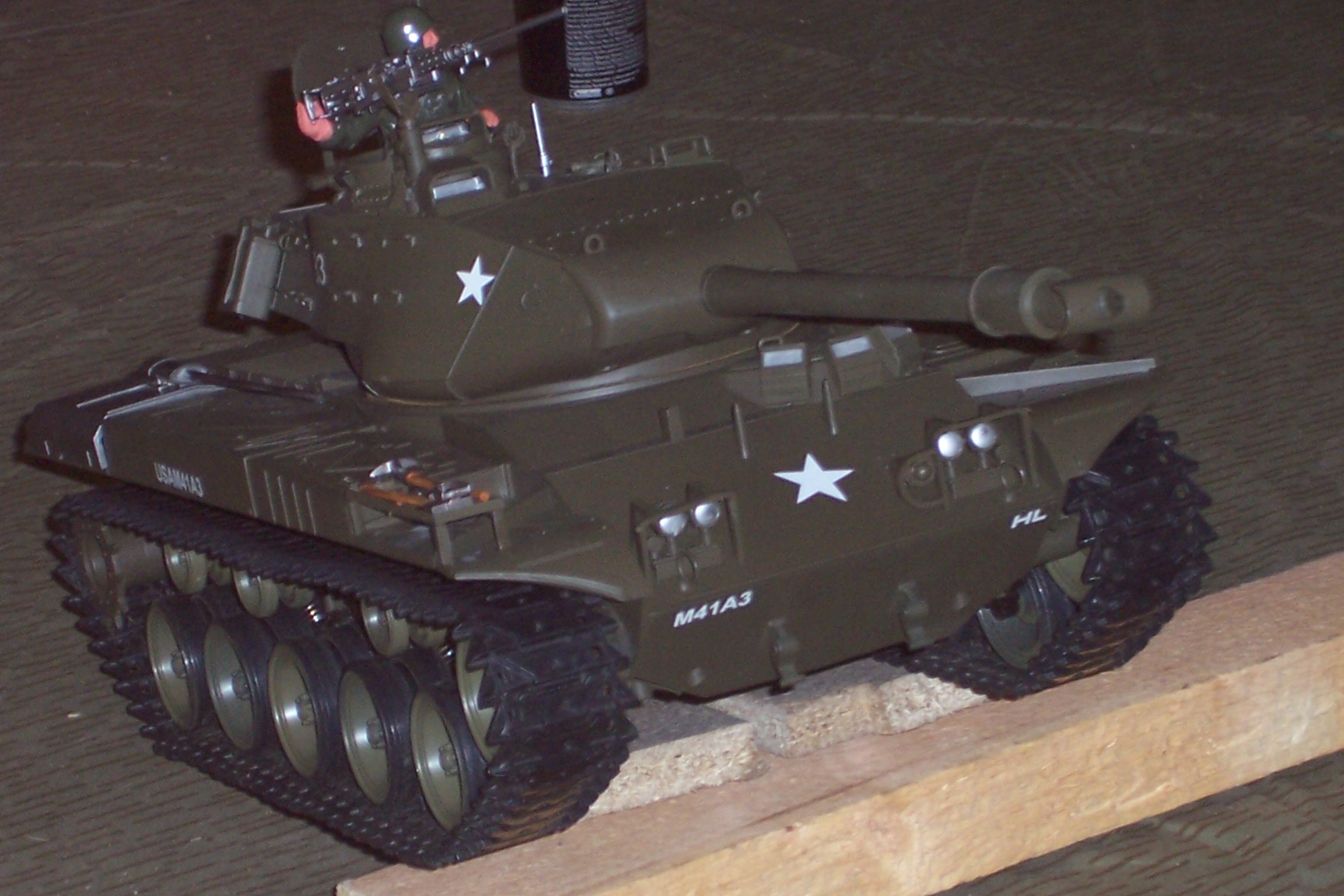 Tank 14.03.09 006.jpg