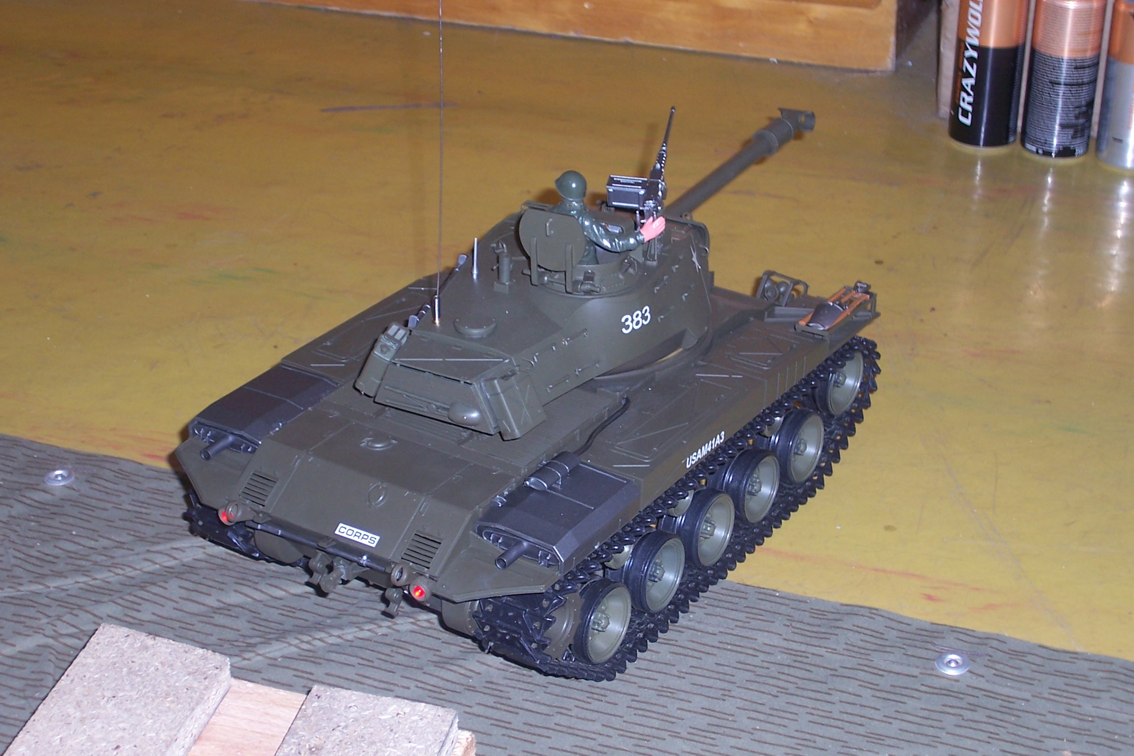 Tank 14.03.09 010.jpg